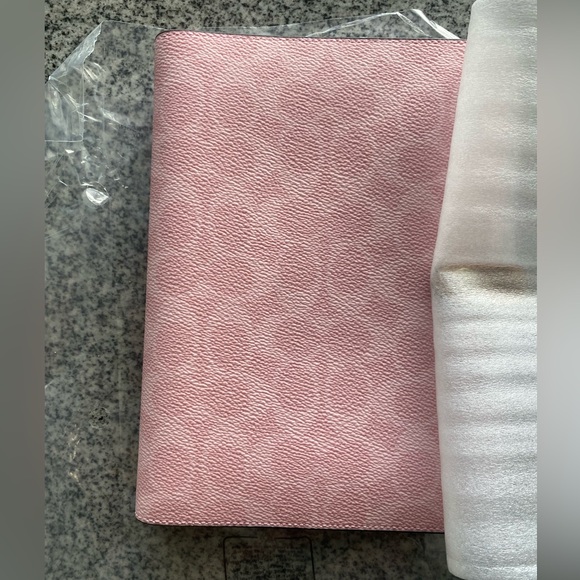 Coach Powder Pink Notebook - Picture 4 of 10